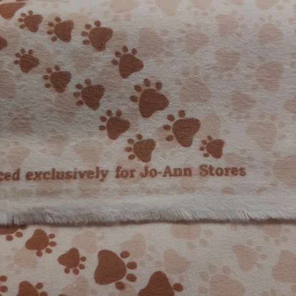 Brown paw print flannel fabric from JoAnn's - Picture 4 of 6